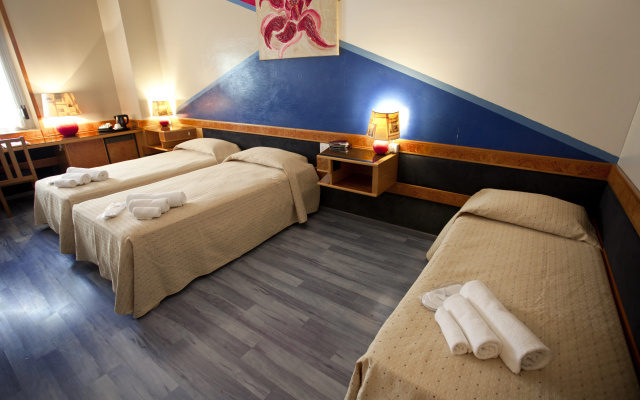 Hotel Diplomatic - Image 4