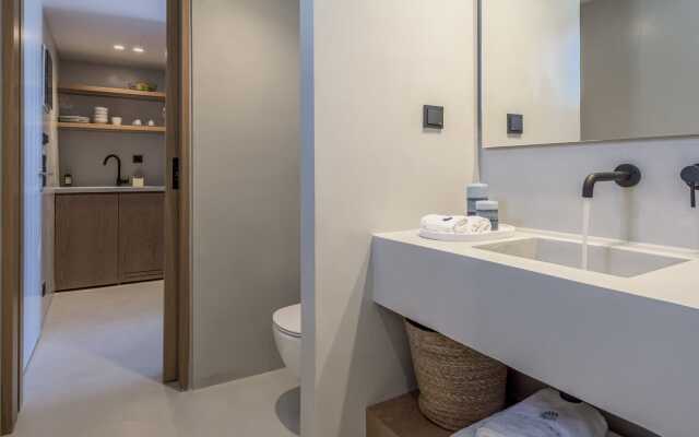 Ariadne Suites