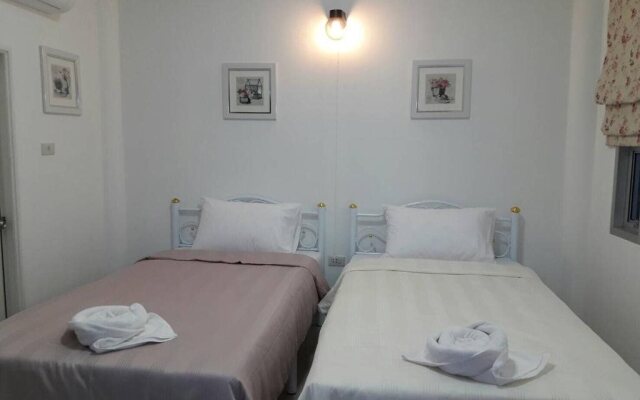 Baansuan Keb Tawan Resort