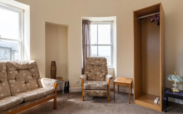 Cosy 2 Bedroom in Edinburgh Old Town