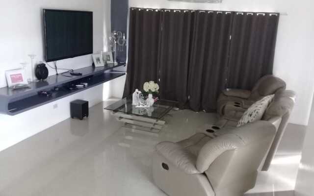 Sergi's Resort and Hotel