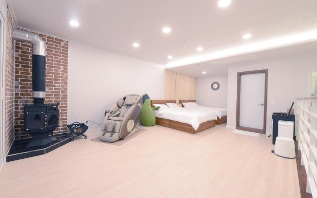 Paju pollvilla warabel
