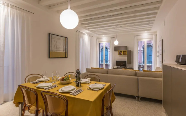Ca' Rossini 1 Apartment