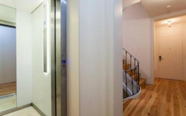 Lisbon Combro 77 Charming Studios by Get Your Stay