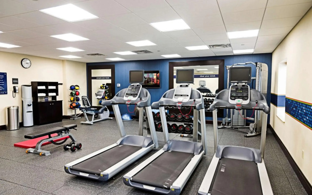Hampton Inn by Hilton Ottawa Airport, ON, CN