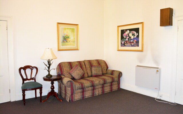 Magnolia Court Boutique Hotel Melbourne