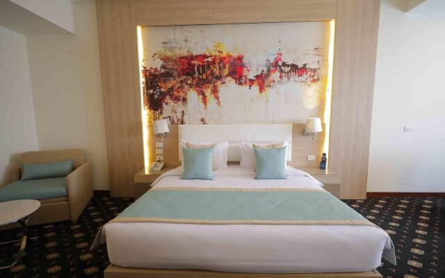 Tolip Gardens Hotel