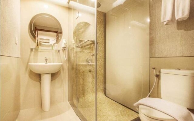 Gumilang Regency Hotel By Gumilang Hospitality