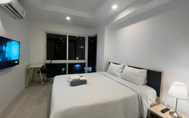 6-15 Large 1br 1bath 1 Km Walking To Patong Beach