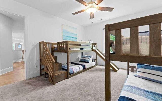 Grand Bay W/hot Tub, 440' Shoreline & Optional Boat Rental