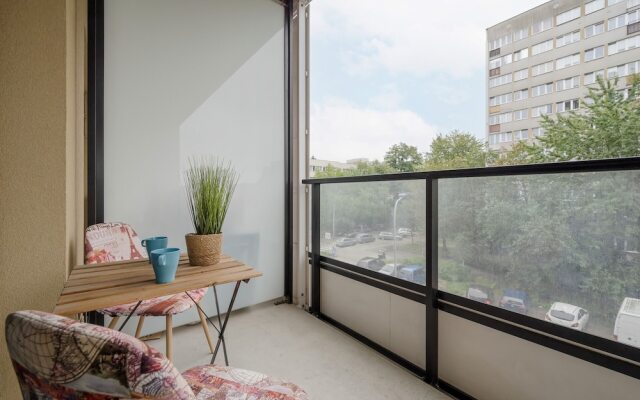 Apartment Legnicka by Renters