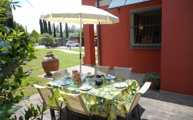 Villa Tilli - Bed&Breakfast e Country House