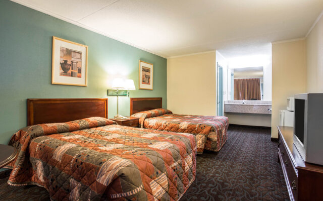 Econo Lodge and Conference Center