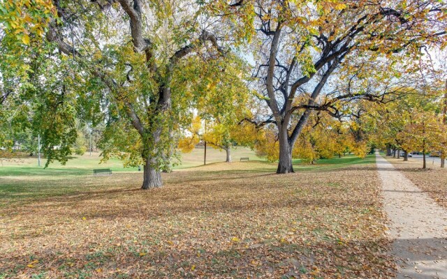 Jefferson Park Apartment: Walk to Empower Field!