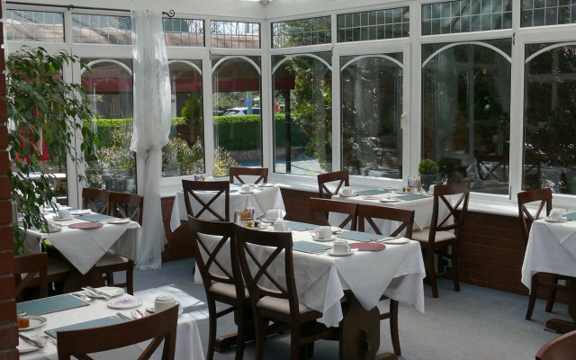 Chester Court Hotel