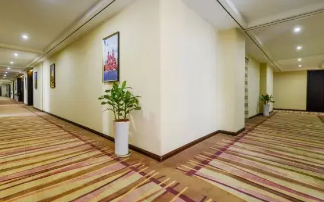 Liangjiang Yuepin Hotel (Chongqing Longhu Yuanzhu Branch)