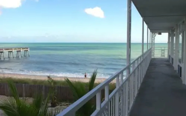 Surf Club Hotel