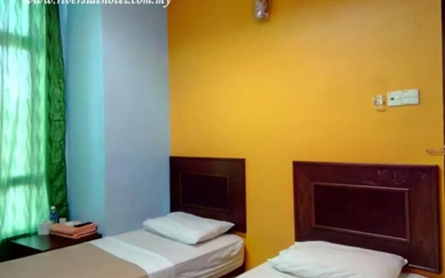 Riverside Hotel - photo 4