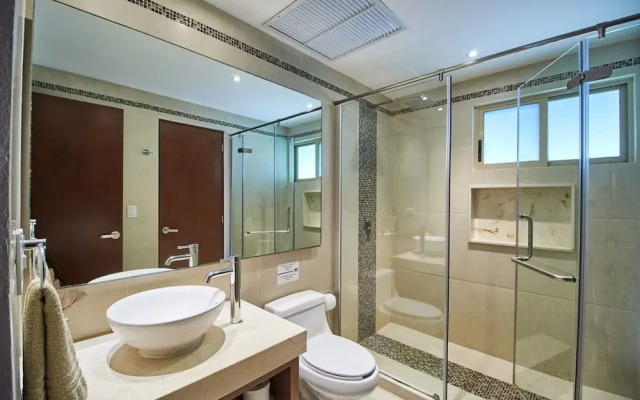 Aldea Zama Penthouse w Private Rooftop Jacuzzi