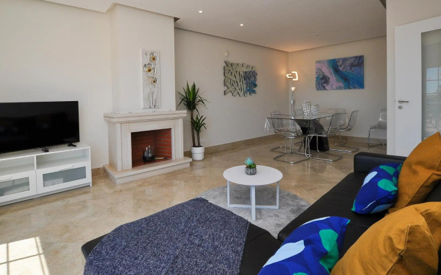 Oura Sea View by OCvillas