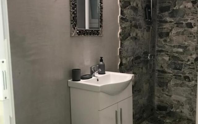 georgia’s cozy rooms #7 city centre