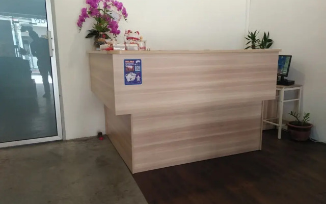 Spot on 89708 Sydney Backpackers Melaka