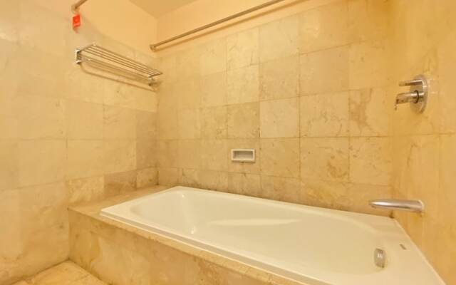 Comfort Living 2Br At Braga City Walk Apartment