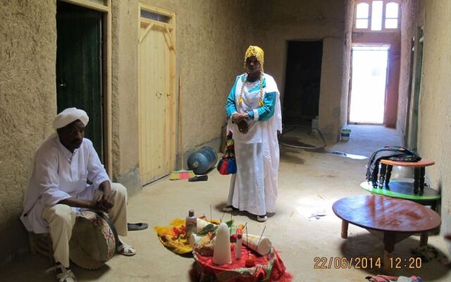 Khamlia Desert Bed & Breakfast