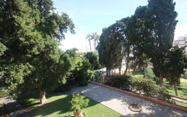 Rent&Dream Villa Malaga Manila