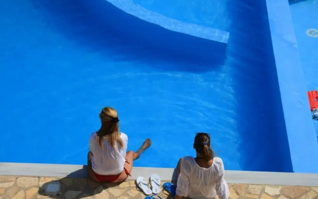 Lefkas Petra