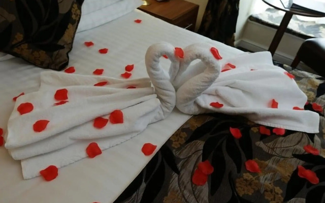 The Rusland Pool Hotel
