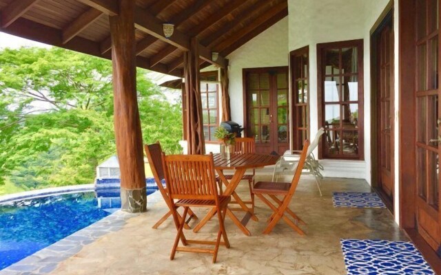Casita Cole