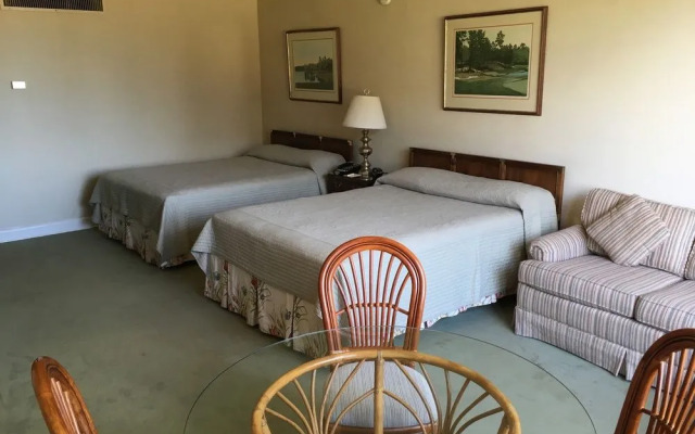 The Inn at Houndslake