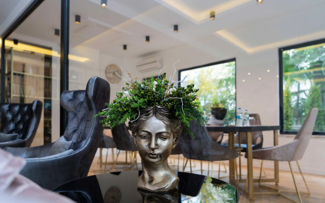 Niss Lara Hotel
