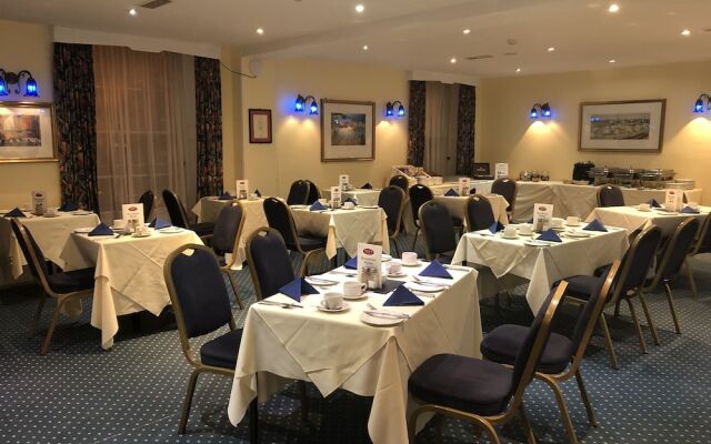 Yelf's Hotel