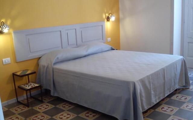 Kaleidos Guest House