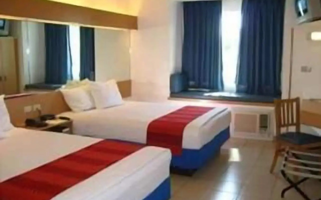 Microtel by Wyndham Eagle Ridge