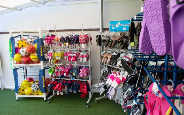 Club Del Sole Stork Family Collection