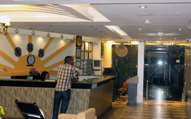 Hotel Sapphire