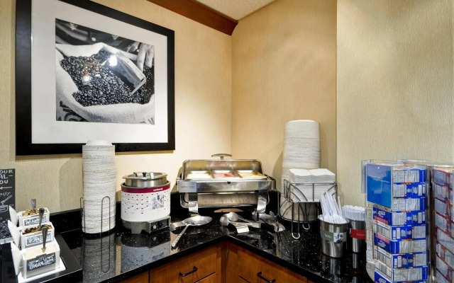 Hampton Inn Memphis-Poplar