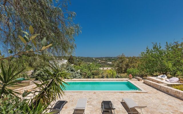 2526 Trullo Limone by Perle di Puglia