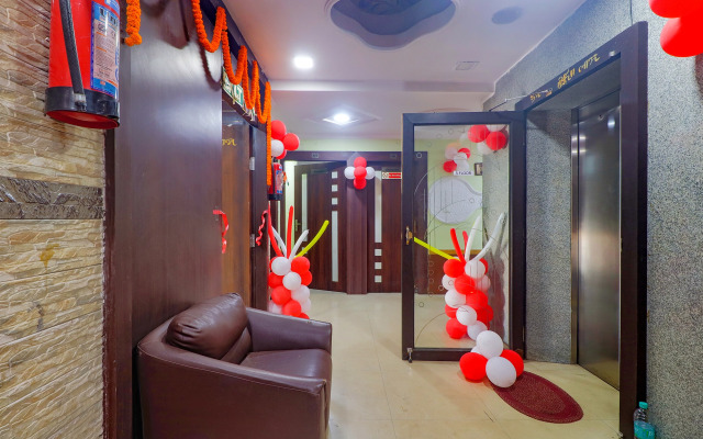 FabExpress Superior Nesh Inn