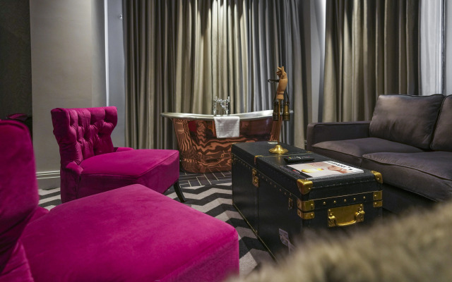 Hotel Gotham