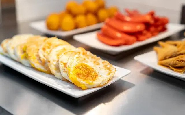 Echarm Hotel (Qingyang Xiaoshizi Jiefang Dong Road)