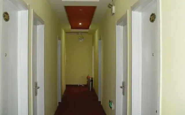 Feixian Xinda Business Hotel