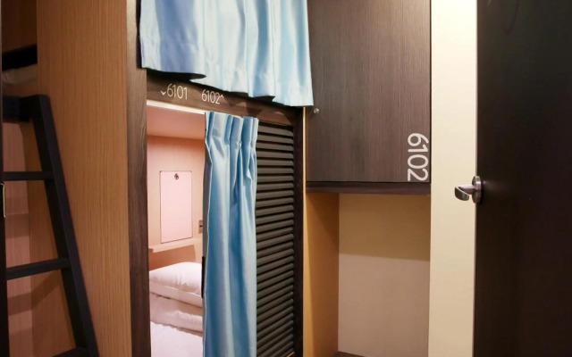 Loosha Hostel