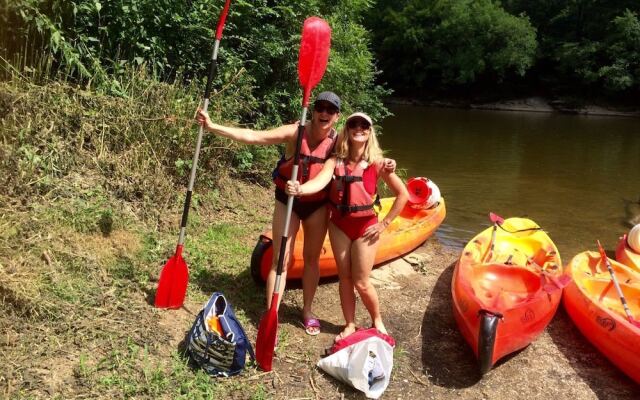 La Roane Yoga & Creativity Center