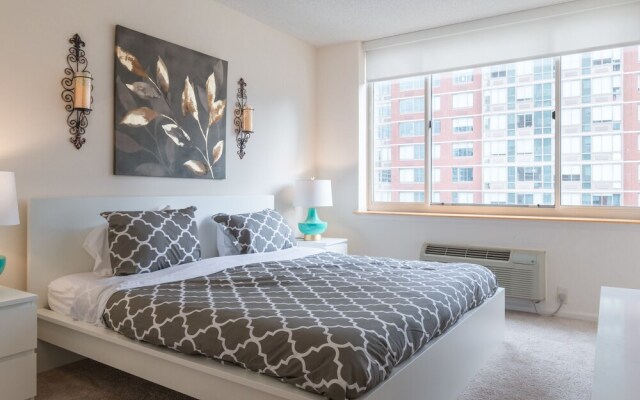 Home Away Apartments at Washington Blvd.
