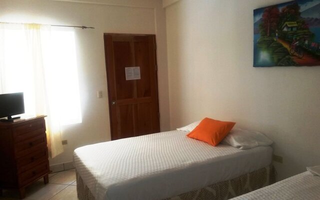 HC Blau Mar Hostel & Hotel