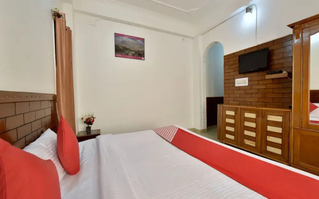 Oyo 12825 Omkara Homestay